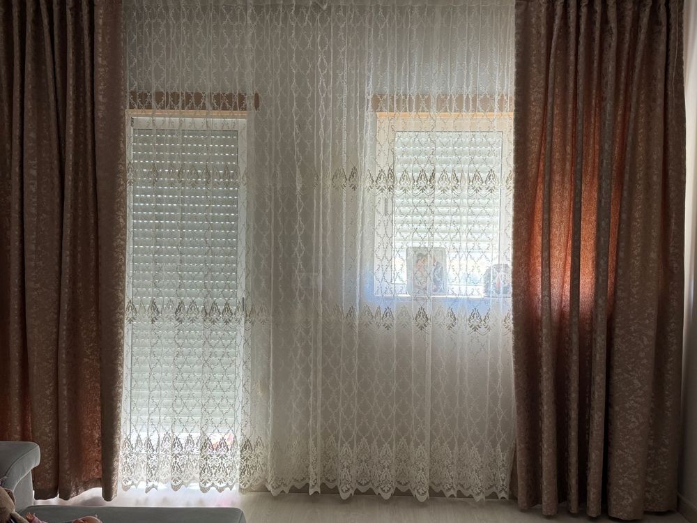 Vende-se cortinado completo