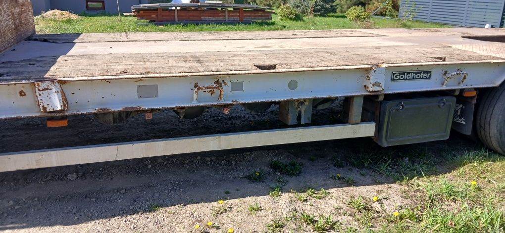 Naczepa niskopodwoziowa GOLDHOFER