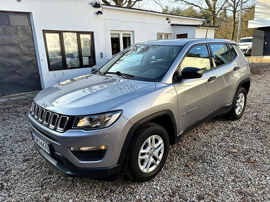 Jeep Compass 6 Biegów Bardzo ładny Bezwypadkowy Oryginalny przebieg Pełny 2017 rok