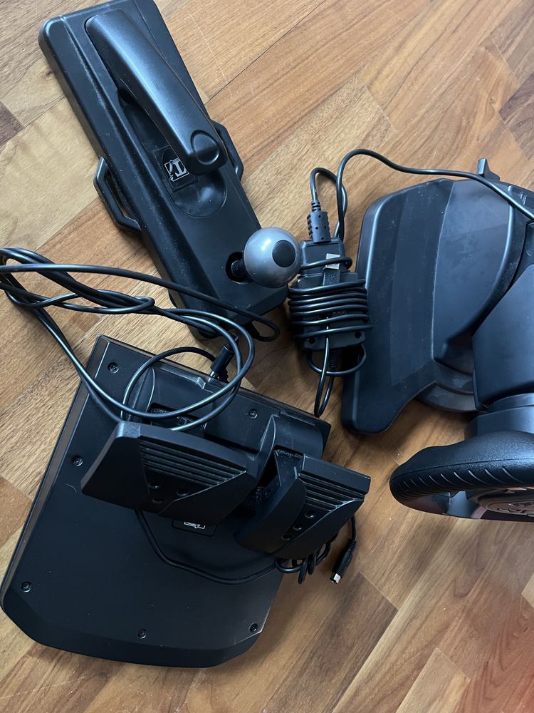 Gry PC Kierownica pedaly drazek zmiany biegow ZESTAW