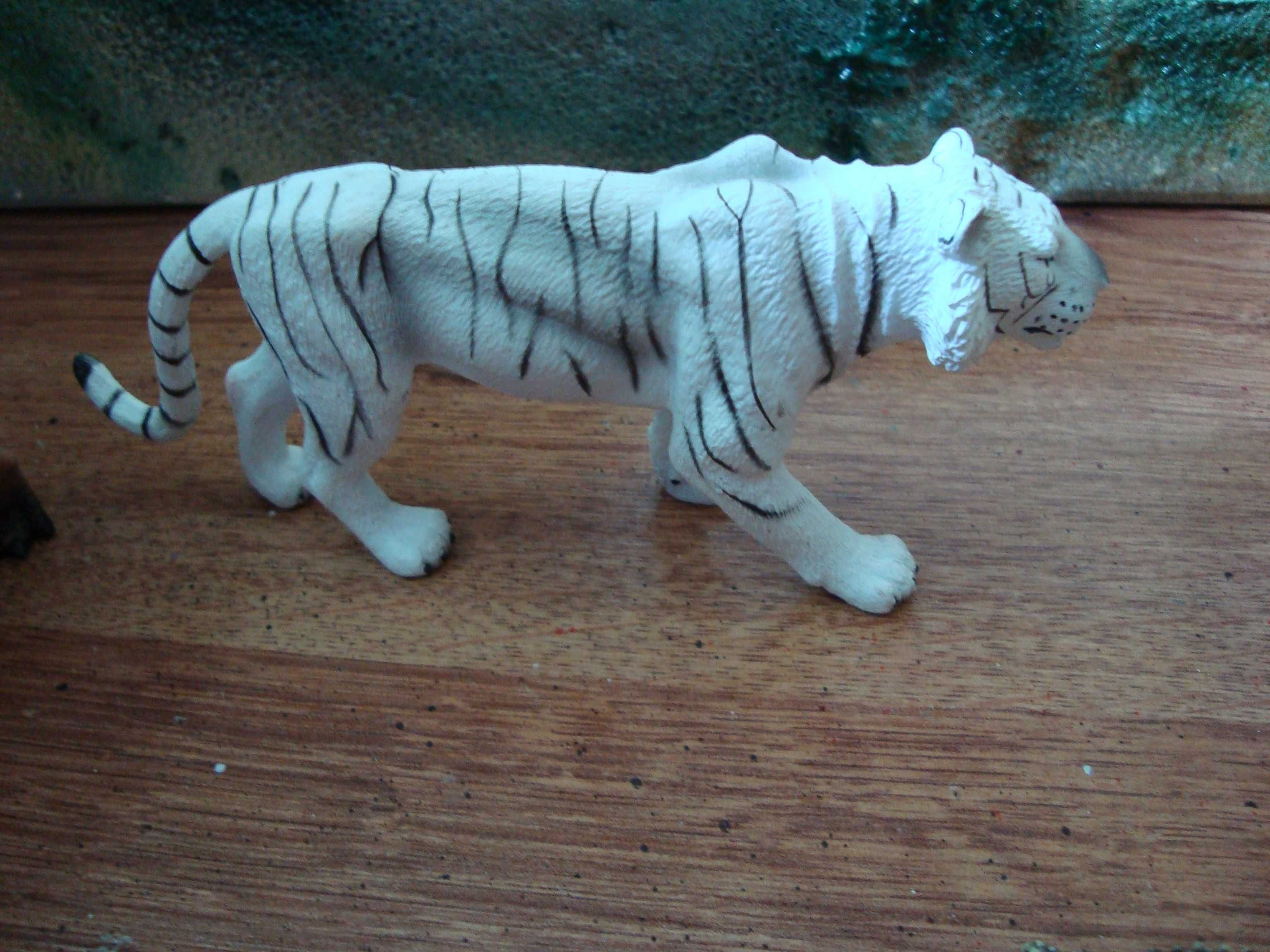 Zwierzęta Mojo Schleich Collecta Lew, Tygrys Gepard  figurki