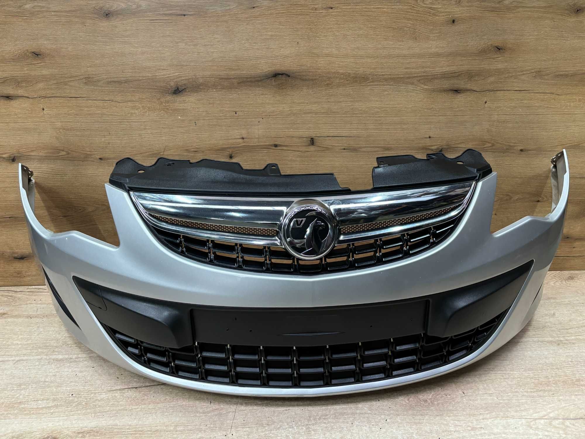 Zderzak przedni Opel Corsa D Lift kolor z157