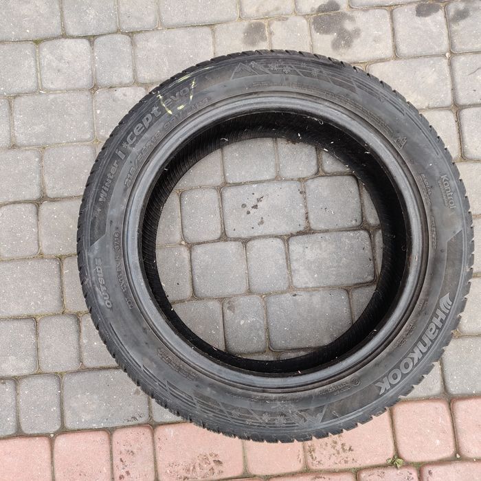 Opony zimowe 215/55R18  HANKOOK