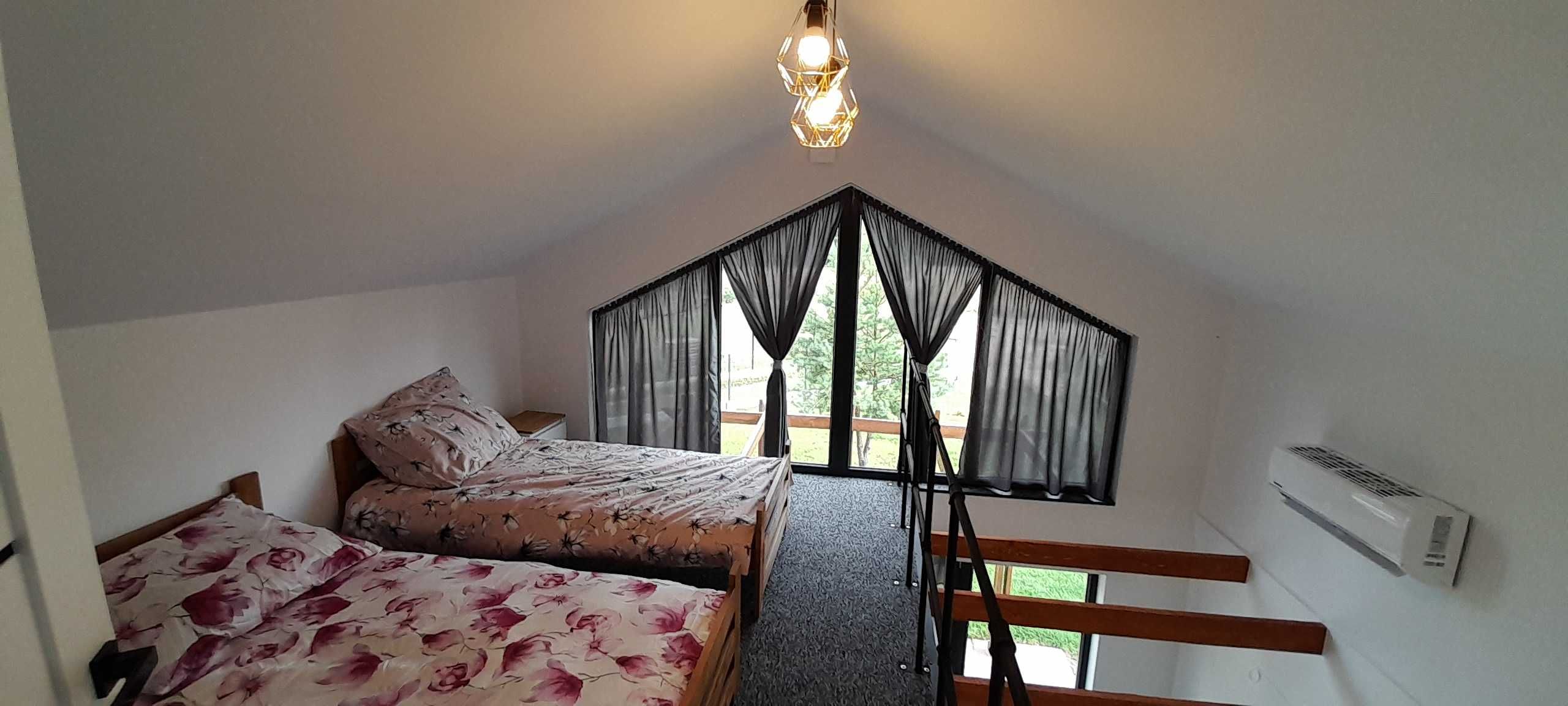 domek caloroczny na zgłoszenie Nowoczesna stodola 60m2 panele  sip-pol