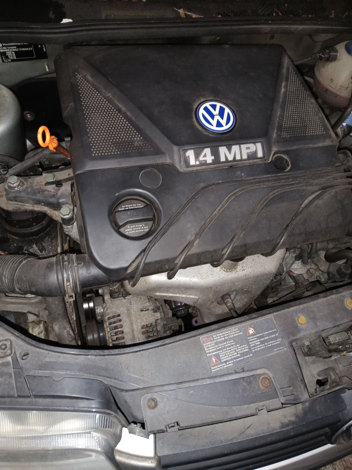 Volkswagen polo na części 2000rok.