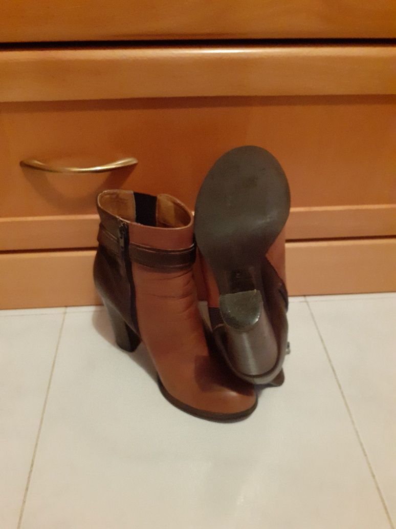 Botas Camel Cano Baixo ( Aldo )