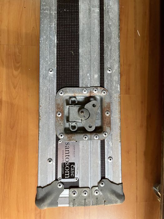 Piano digital Roland RD 64 com Case