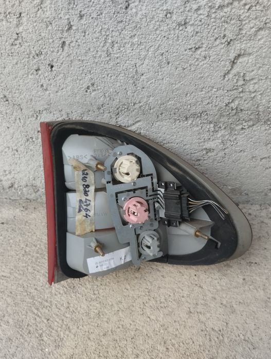 Farolim traseiro Mercedes classe E w210