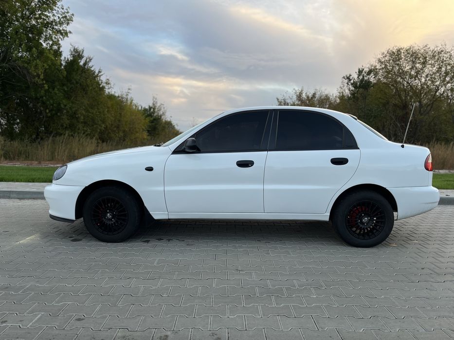 В продажі LANOS 1.5 KOREA