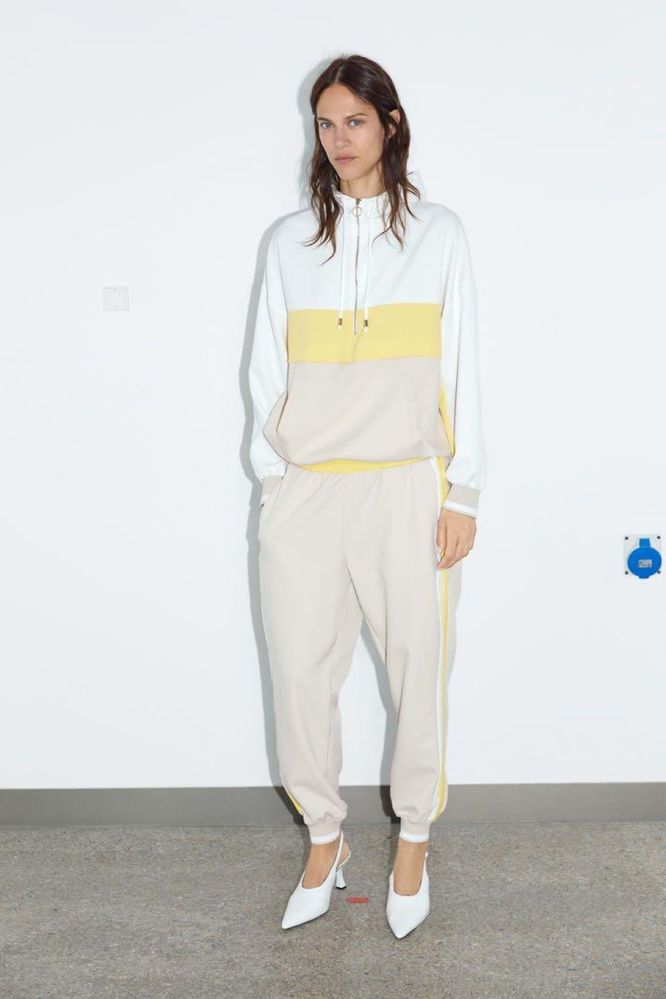 Fato de treino bege, amarelo e branco ZARA