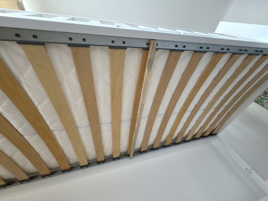 Łóżko młodzieżowe piętrowe KUBUŚ 90X200 z materacem i szufladą, białe