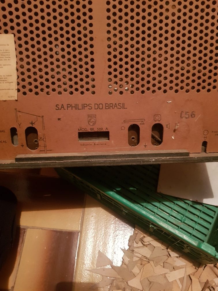 Rádio antigo Philips Brasil