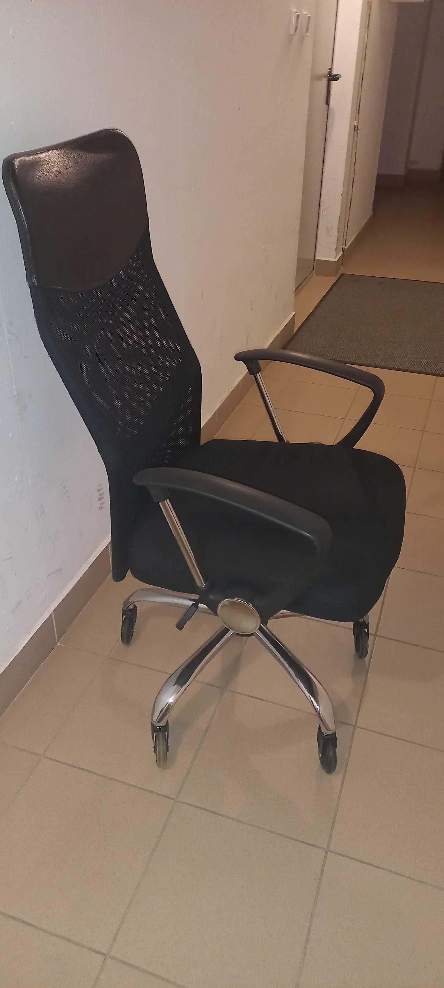 Fotel obrotowy biurowy ergonomiczne krzesło siatka Mesh opcja bujania