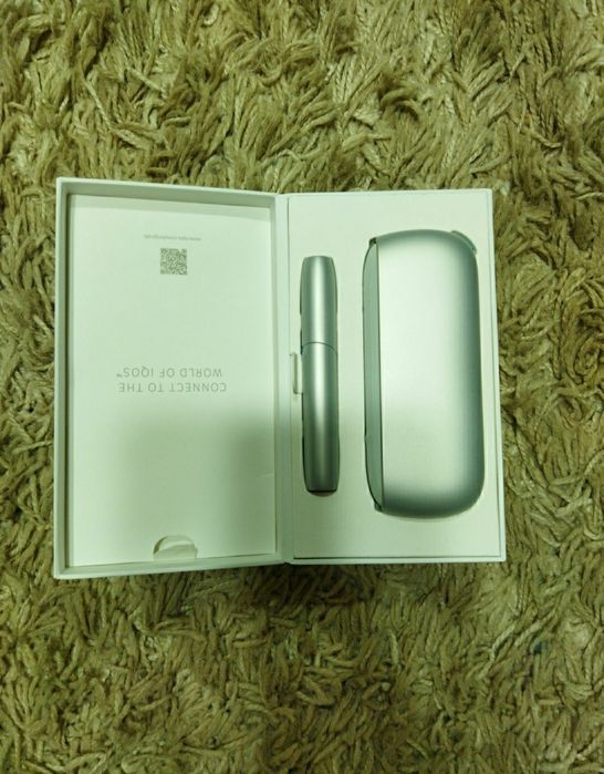 Продам телефон, зарядку, зарядное устройство новое