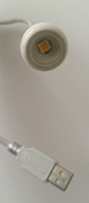 Lampka na USB do laptopa komputera