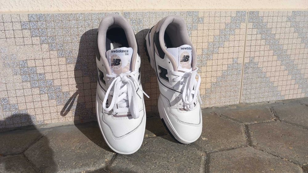 New Balance  550