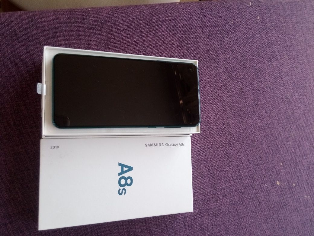 Samsung Galaxy A8s