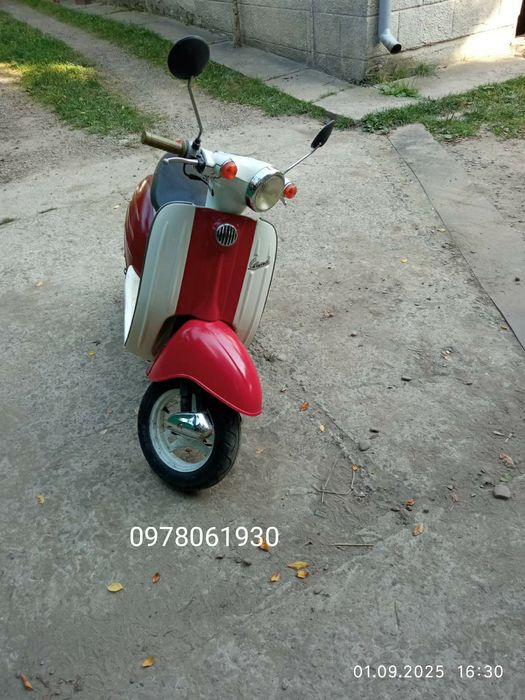 Скутер Suzuki verde в доброму стані .