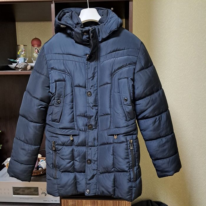 Зимова тепла курточка.