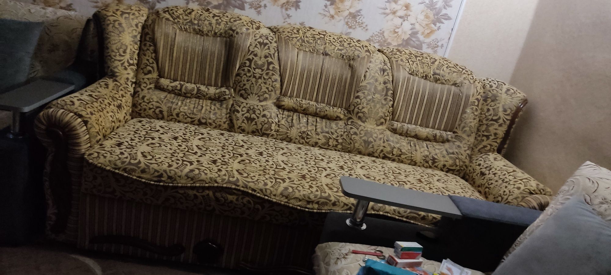 Продам диван у відмінному стані