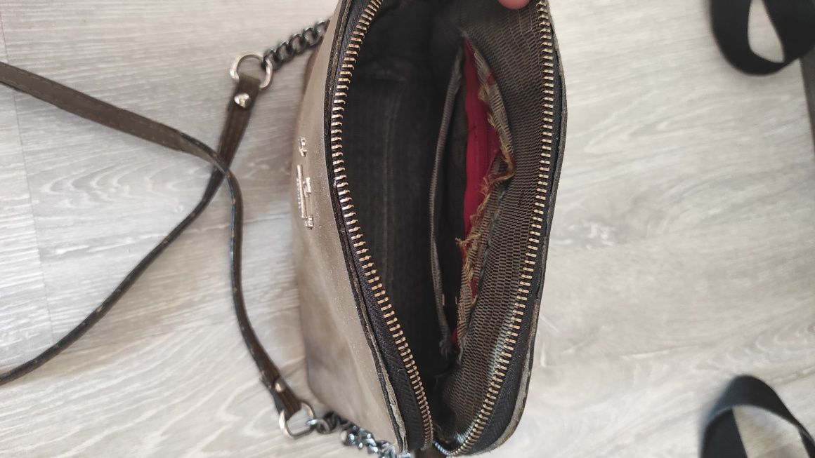 Сумка шкіряна guess