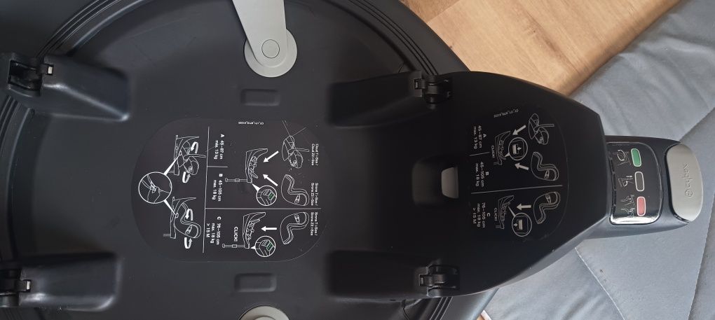 Fotelik nosidło z bazą Cybex stan idealny
