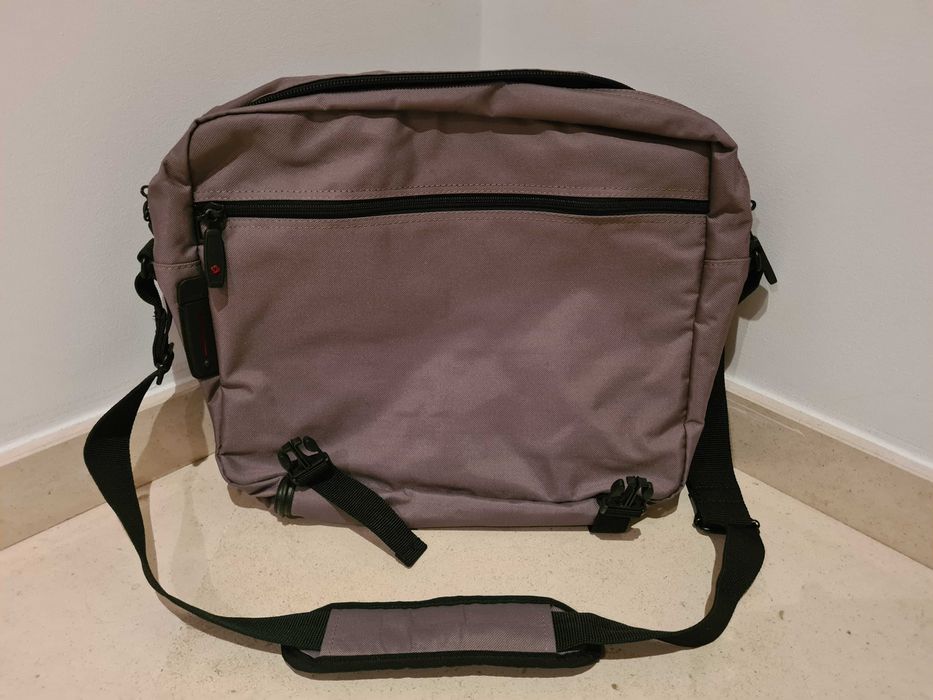 Bolsa a tiracolo da marca Samsonite