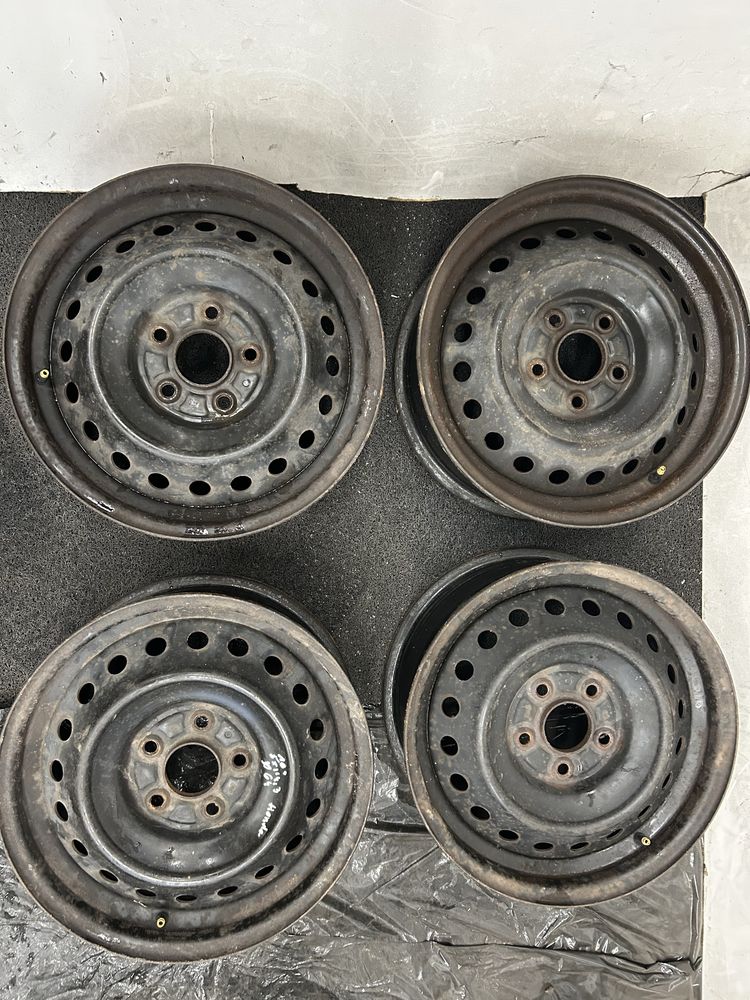 Felgi stalowe stalówki Honda R 16 5x114,3 otwór 64 mm