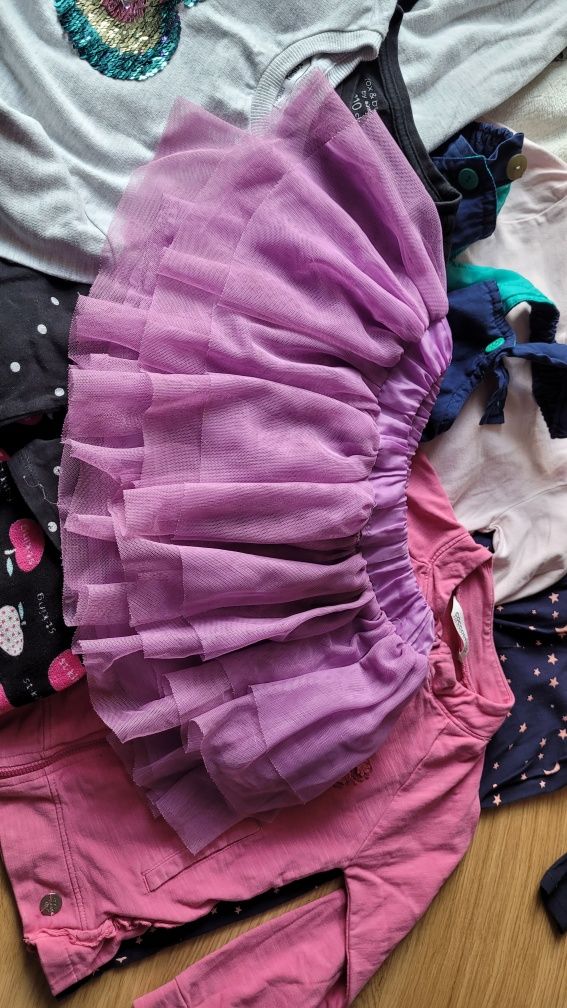 Paka ubrań bluzki bluzy spódniczka legginsy kurtka czapka H&M Coccodri