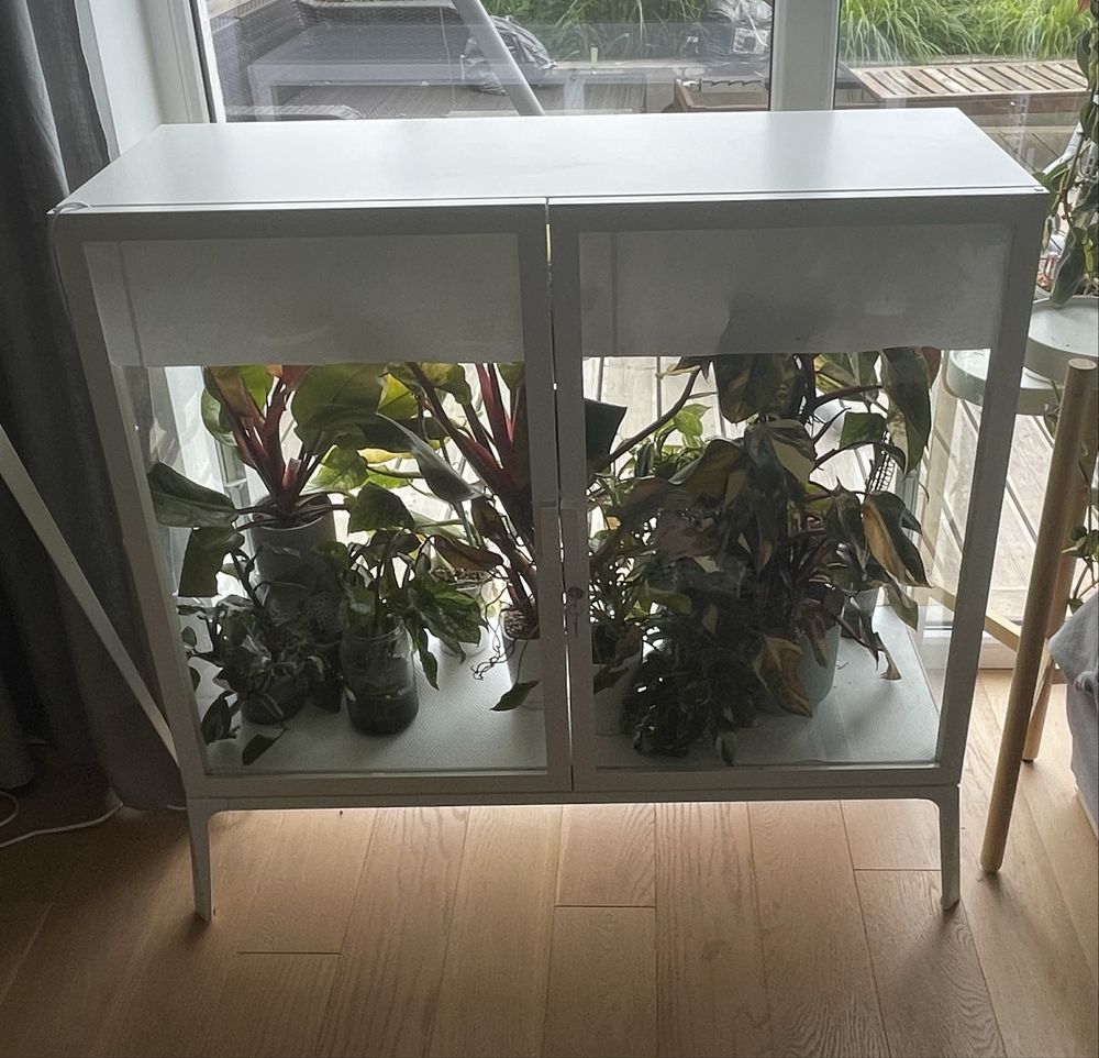 Witrynka IKEA Milsbo niska biała