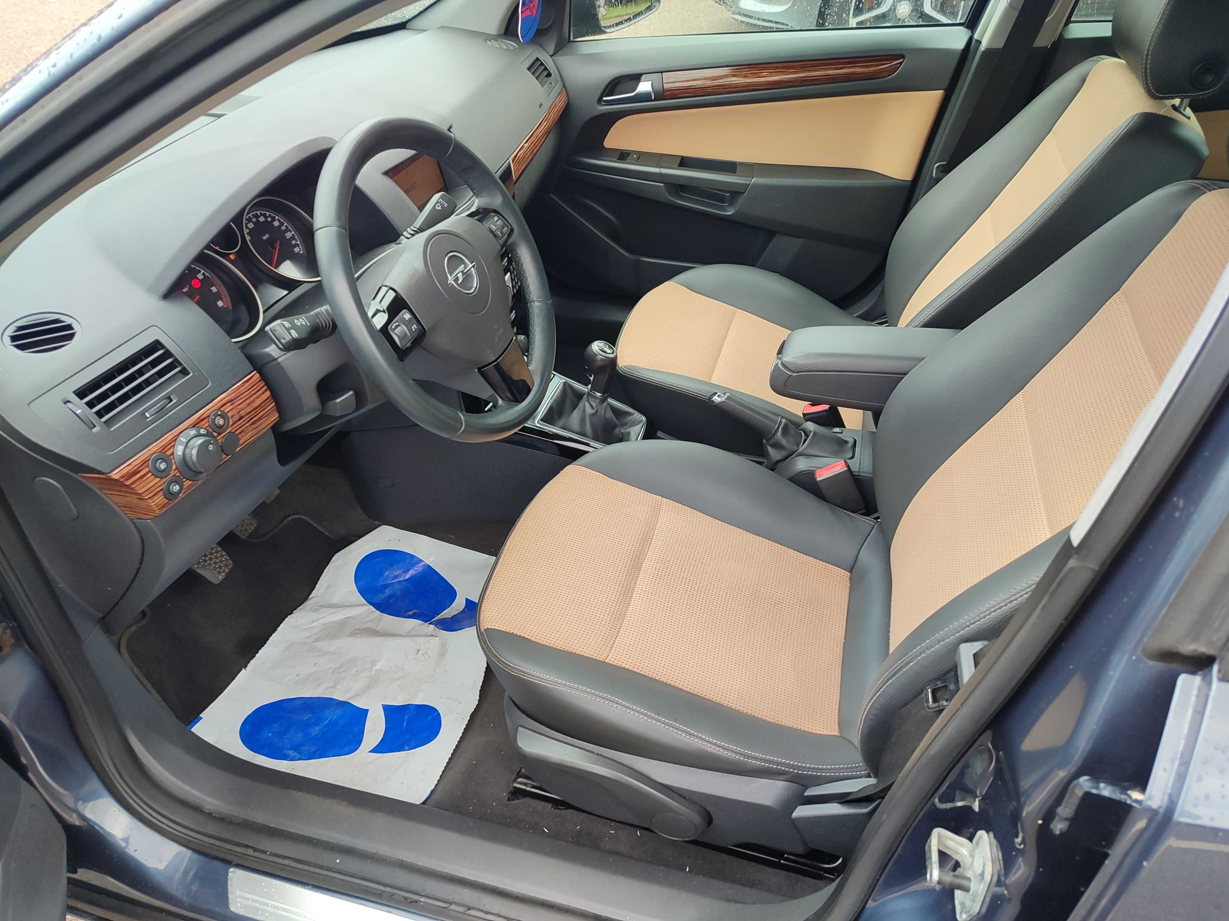 Opel Astra H, COSMO, 2008ік, 1,6 MPI бензин із Нідерландів