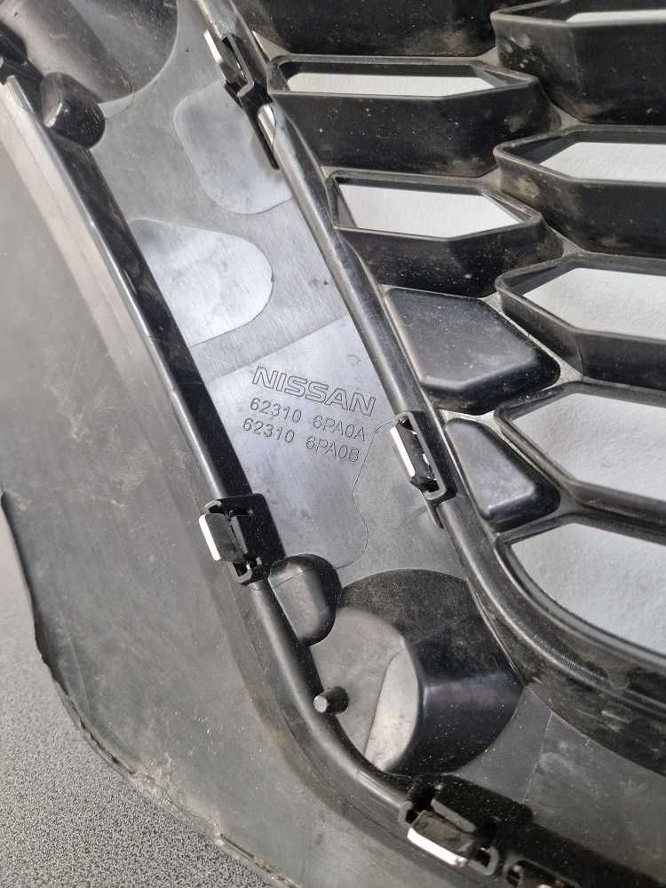 Nissan Juke II F16 19r.- Grill Atrapa Zderzaka
