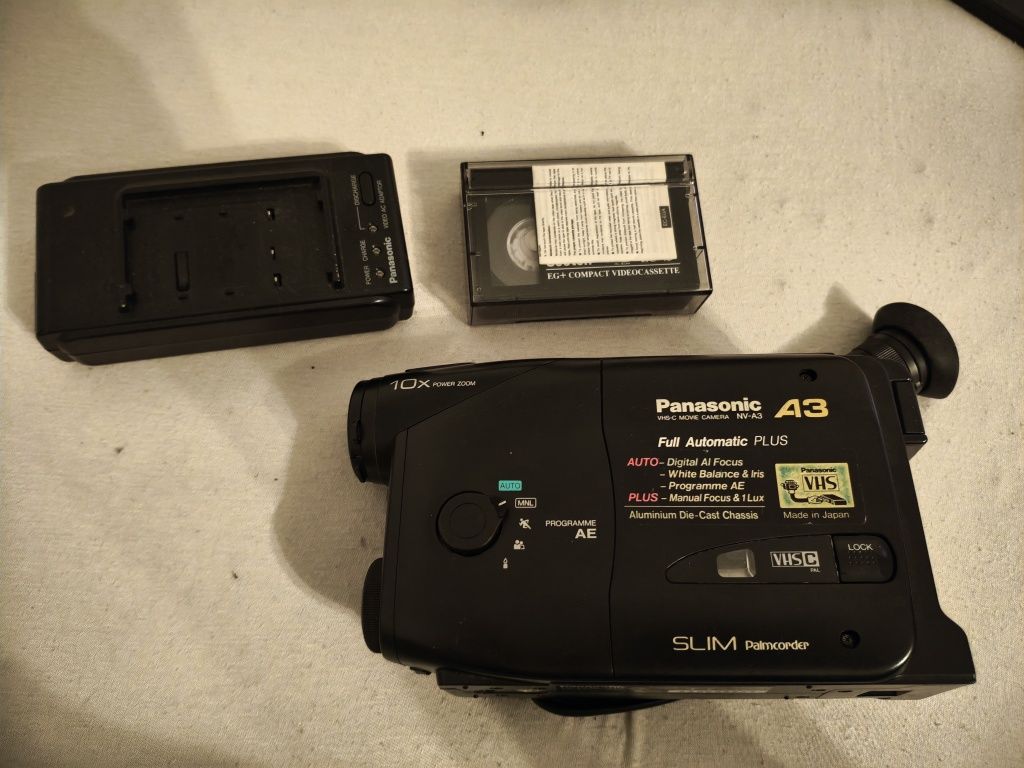 Panasonic A3 Kamera analogowa + kaseta + ładowarka