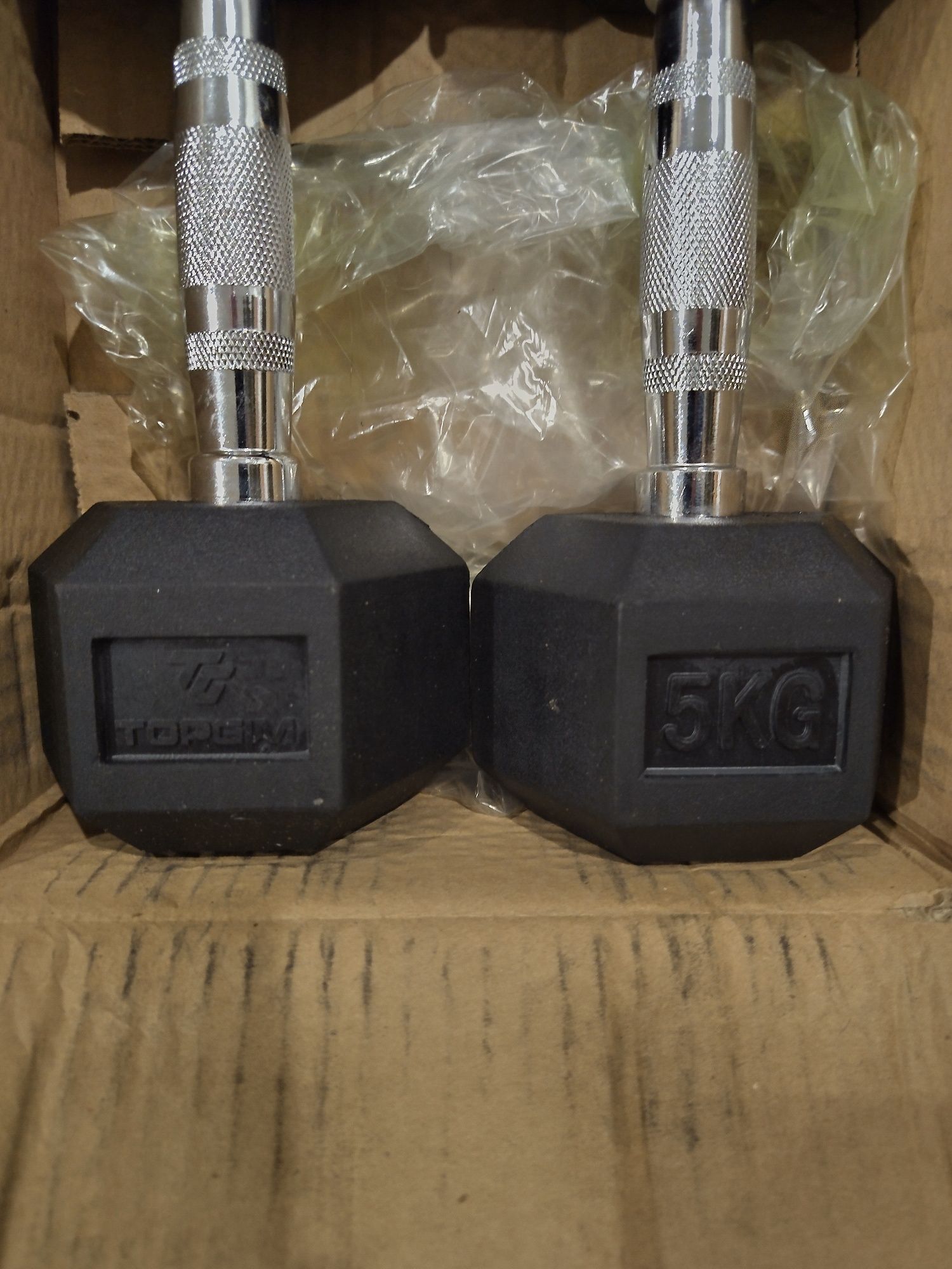 Halteres hexagonal de borracha pro 5Kg