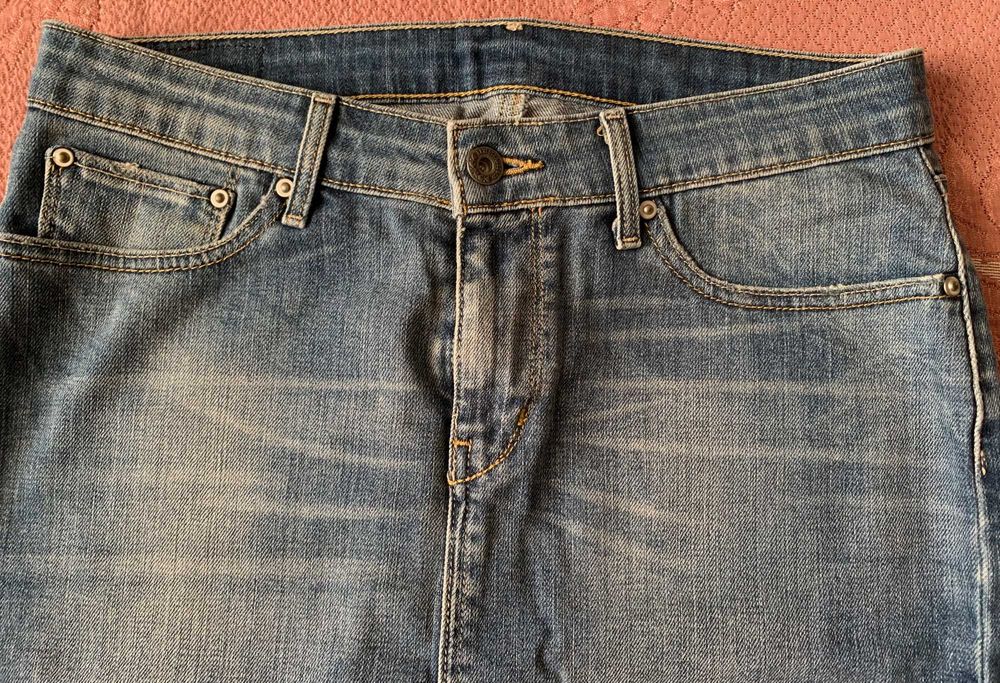 Спідниця Levi's Юбка розмір М Levis Гарний стан
