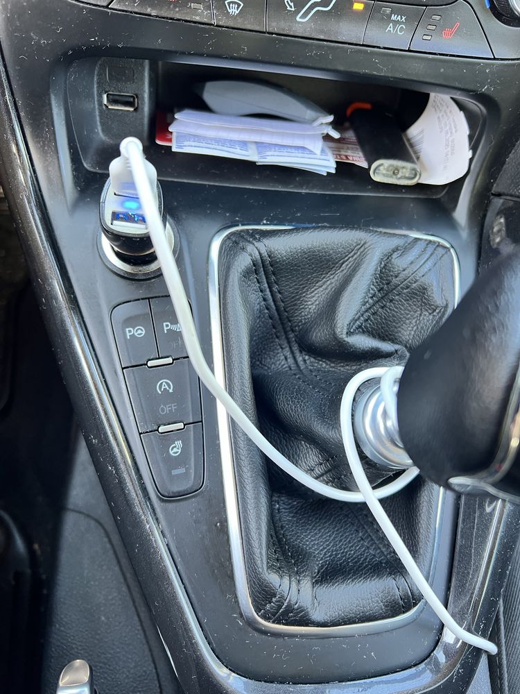 Ford Focus Mk3 po lifcie duża Navi Titanium