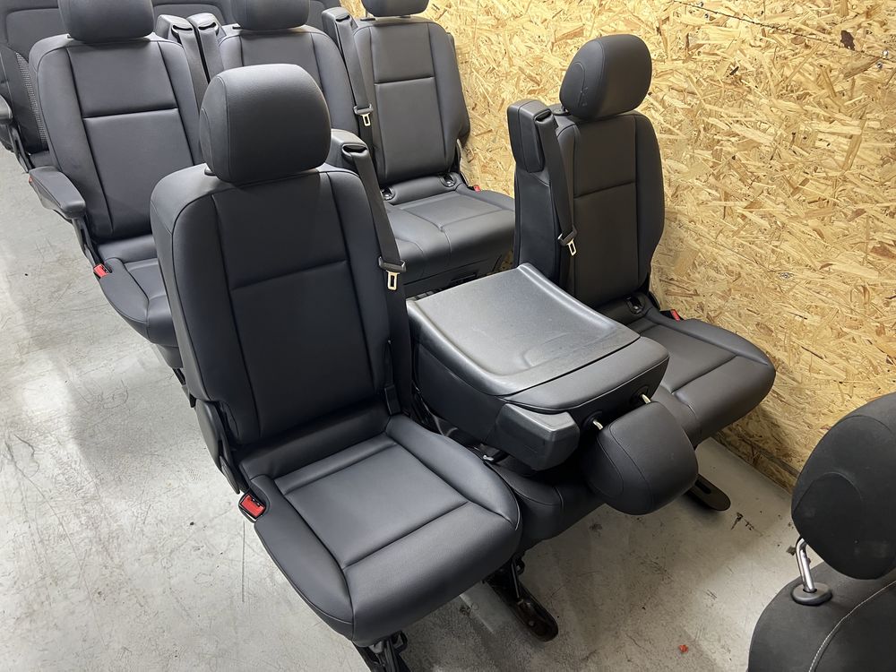 Сидіння ряд шкіра Віто w447 vito 639 оригінал стан нових