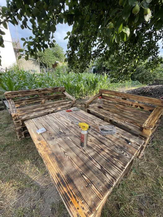 Стол Лавочка из поддонов деревянные изделия, вывески