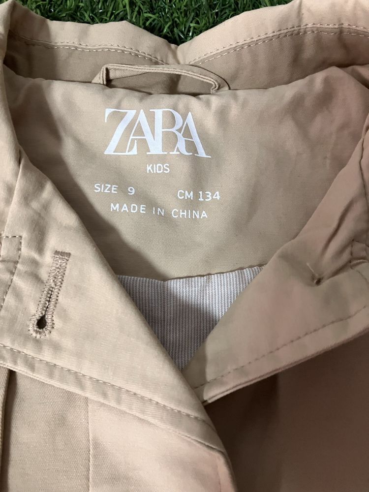 Gabardina c/ cinto Zara Kids