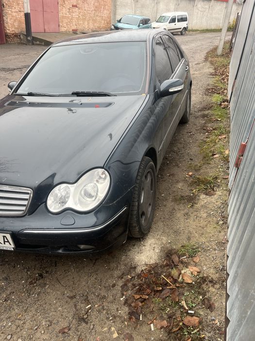 Продам мерседес в хорошому стані