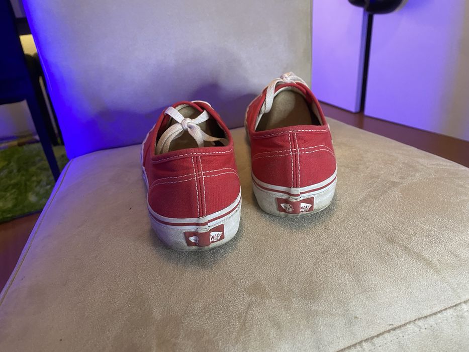 Vans classicas vermelhas