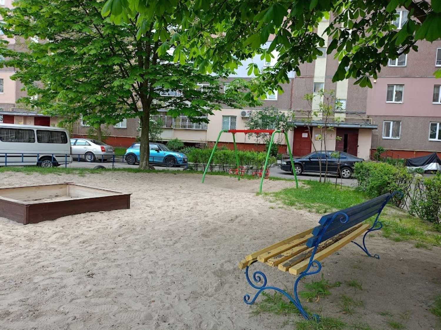 Продаж великої квартири. Олімпійська, 2а