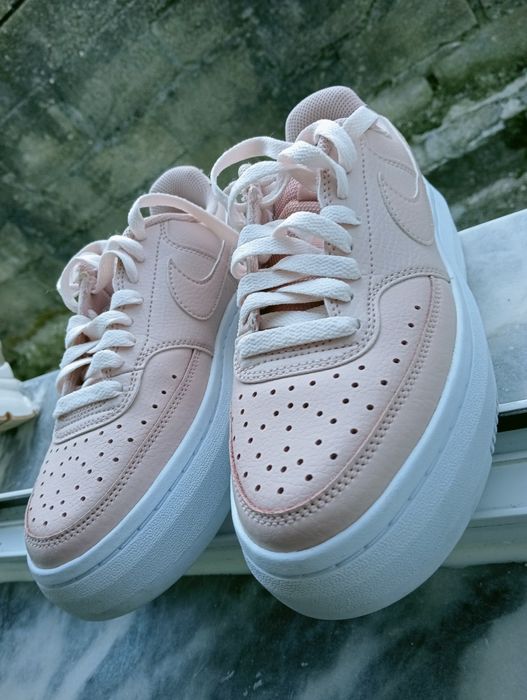 Sapatilhas Nike em perfeito estado