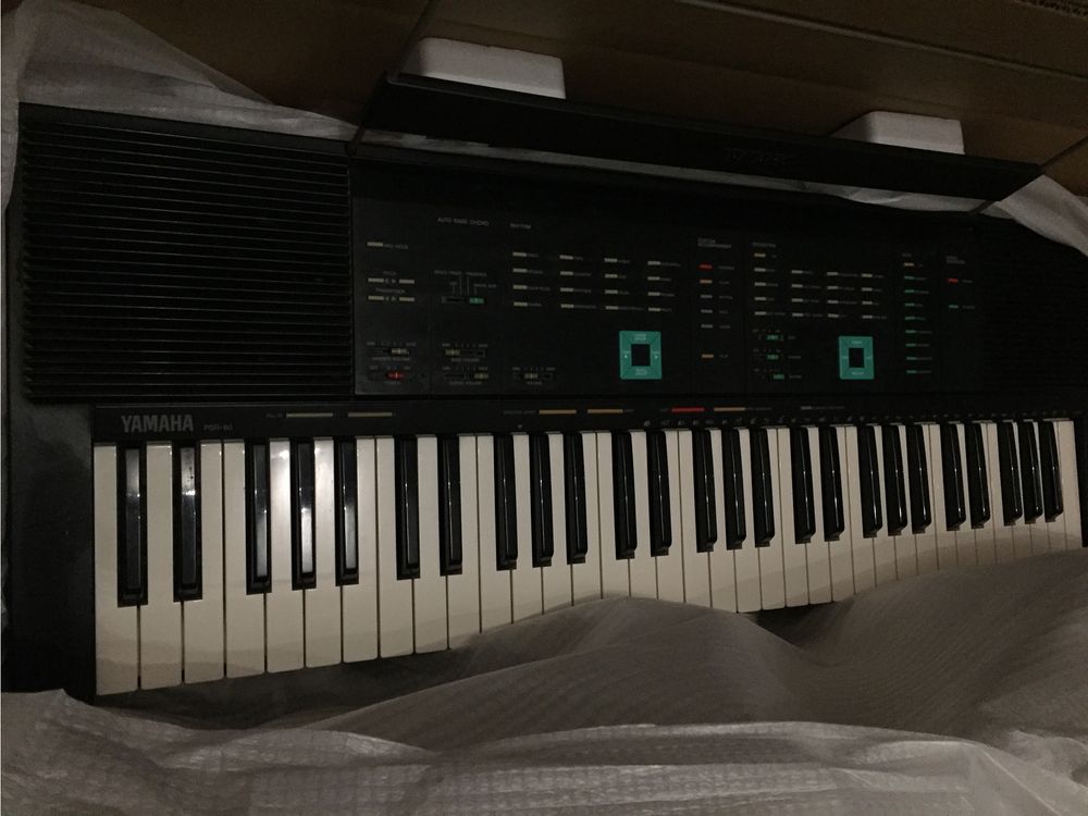 Piano Yamaha PSR-80 Portatone