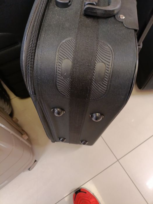 Чемодан средний 1500