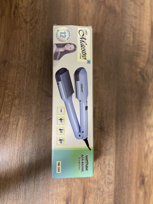 Вирівнювач для волосся Maеstro