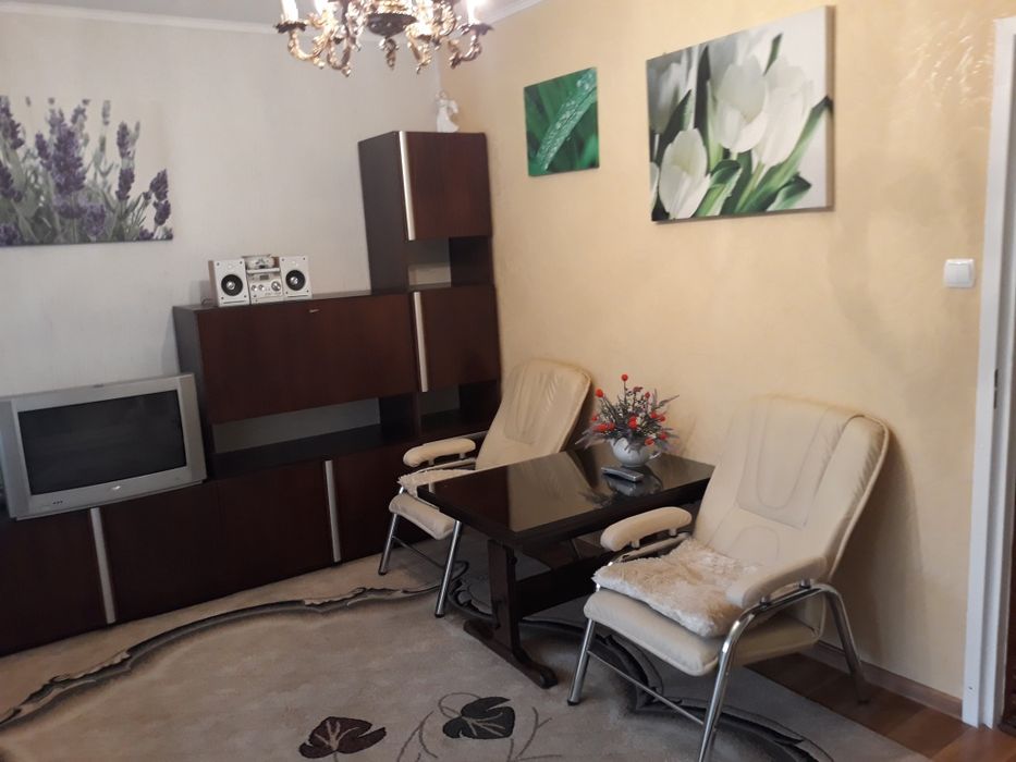 Wynajmę mieszkanie 45m kw-balkon Radogoszcz  Zachód