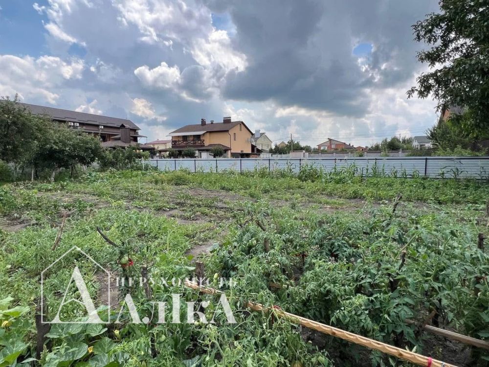 Продам добротний будинок