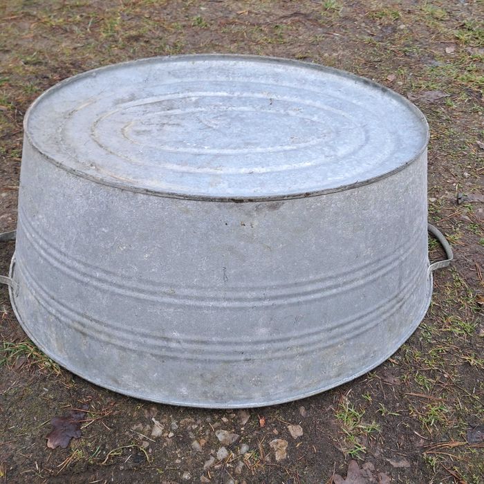 balia metalowa ocynkowana stara szczelna zbiornik donica