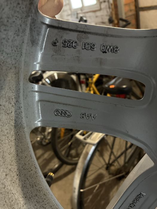 Дискі легкосплавні 20 радіус 114.3